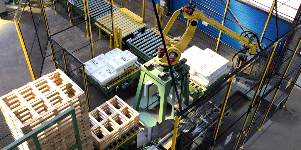 ROBOTIC PALLETIZER & STRETCH WRAPPING LINE IN GLASS WOOL INDUSTRY